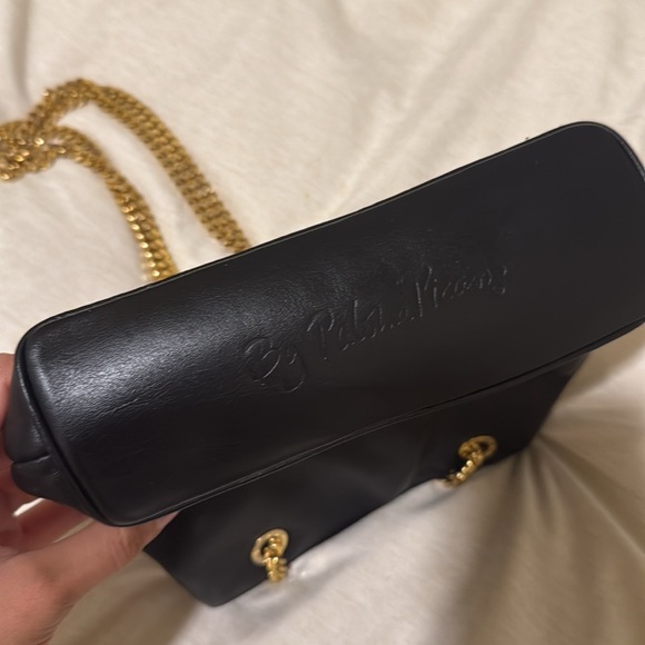 Paloma Picasso Black Leather Shoulder Bag with Gold Chain - Picture 5 of 11